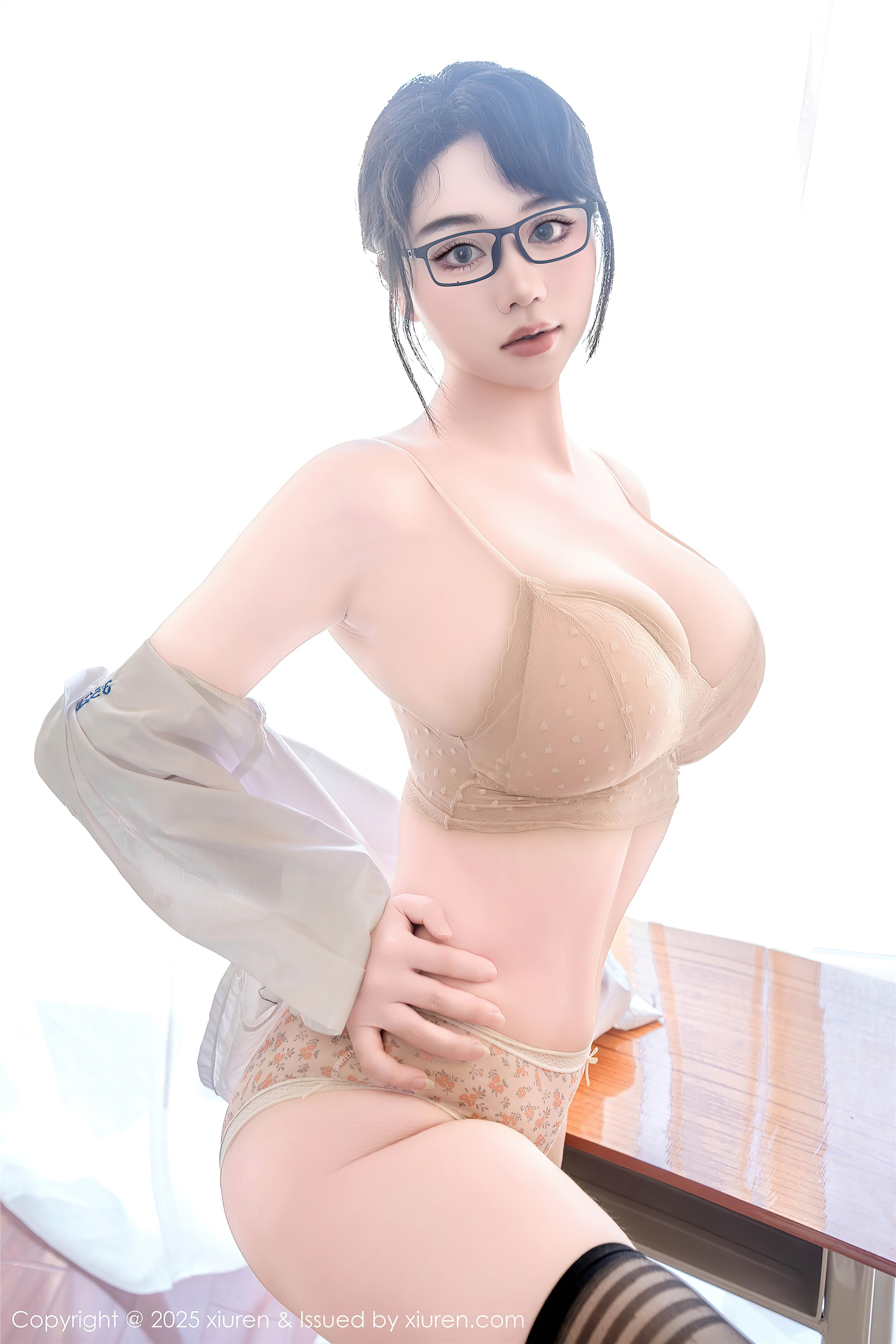 Xiuren秀人网 2025.07.10 NO.10530 汐汐爱吃草莓